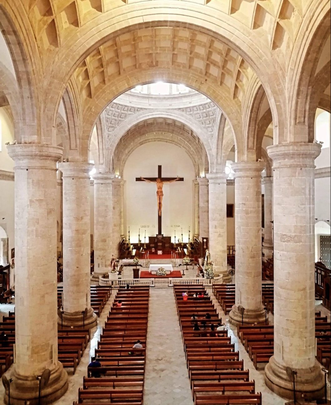 La Arquidiócesis exhorta a continuar en oración durante el paso del huracán