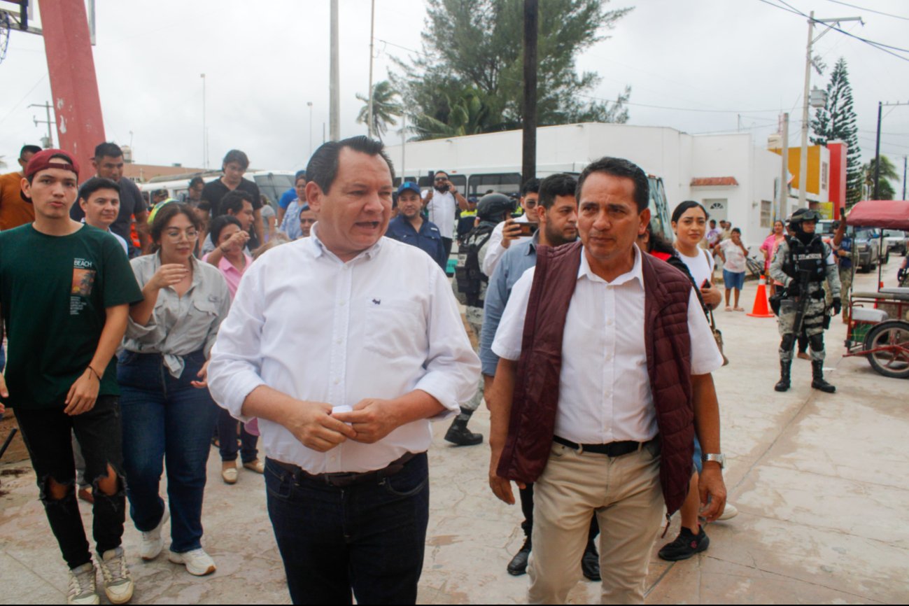 Supervisa Gobernador de Yucatán refugios temporales en Celestún, Hunucmá y Sisal