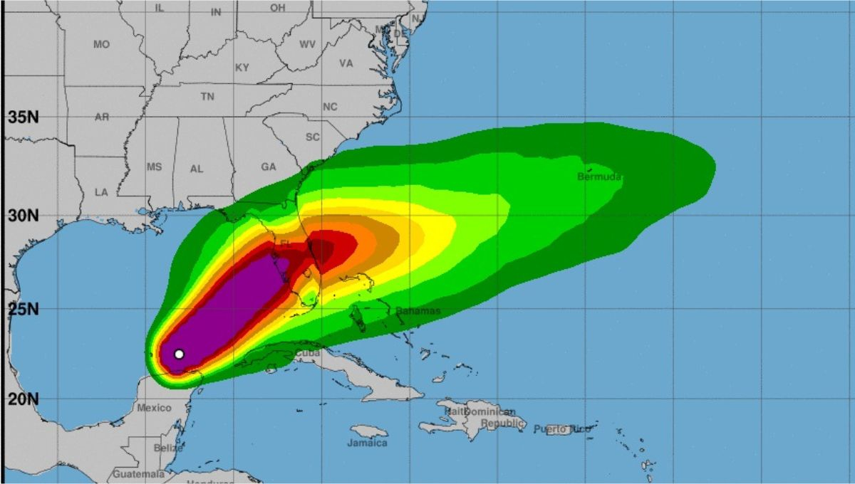 El Huracán Milton se volvió a elevar a categoría 5 la tarde de este martes