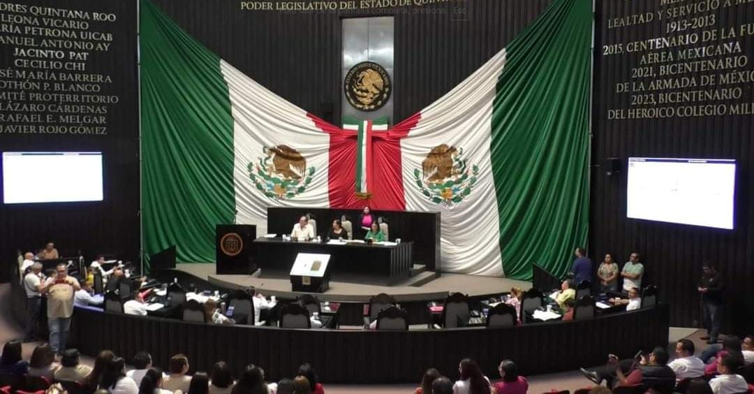 Claudia Carrillo Gasca, Mayra San Román Carrillo Medina, Nayeli del Carmen Solís Poot, Minerva Maribel Moreno Cruz y Rubí Guadalupe Sulub Chi