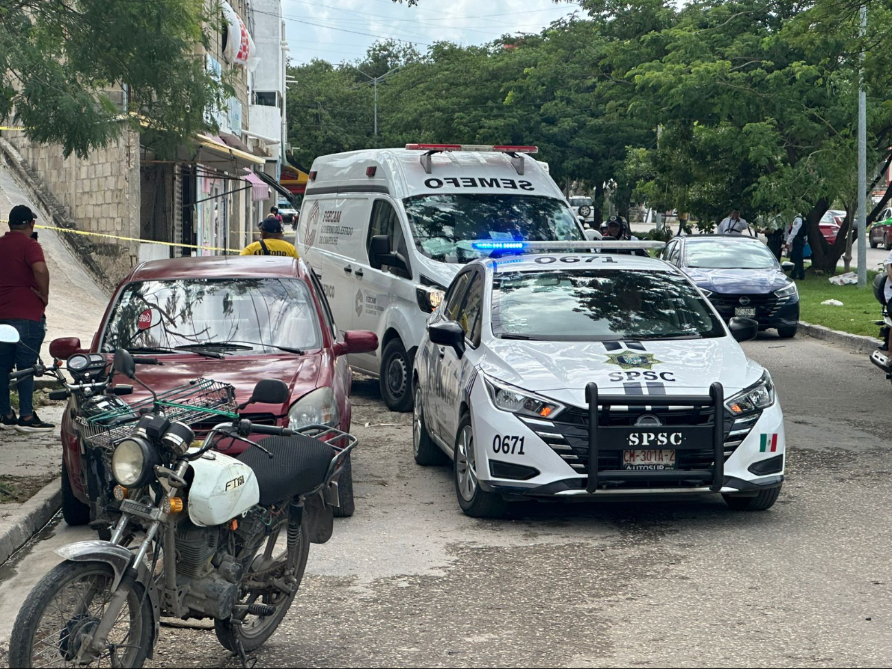 El hombre solo se desvaneció en la vía pública