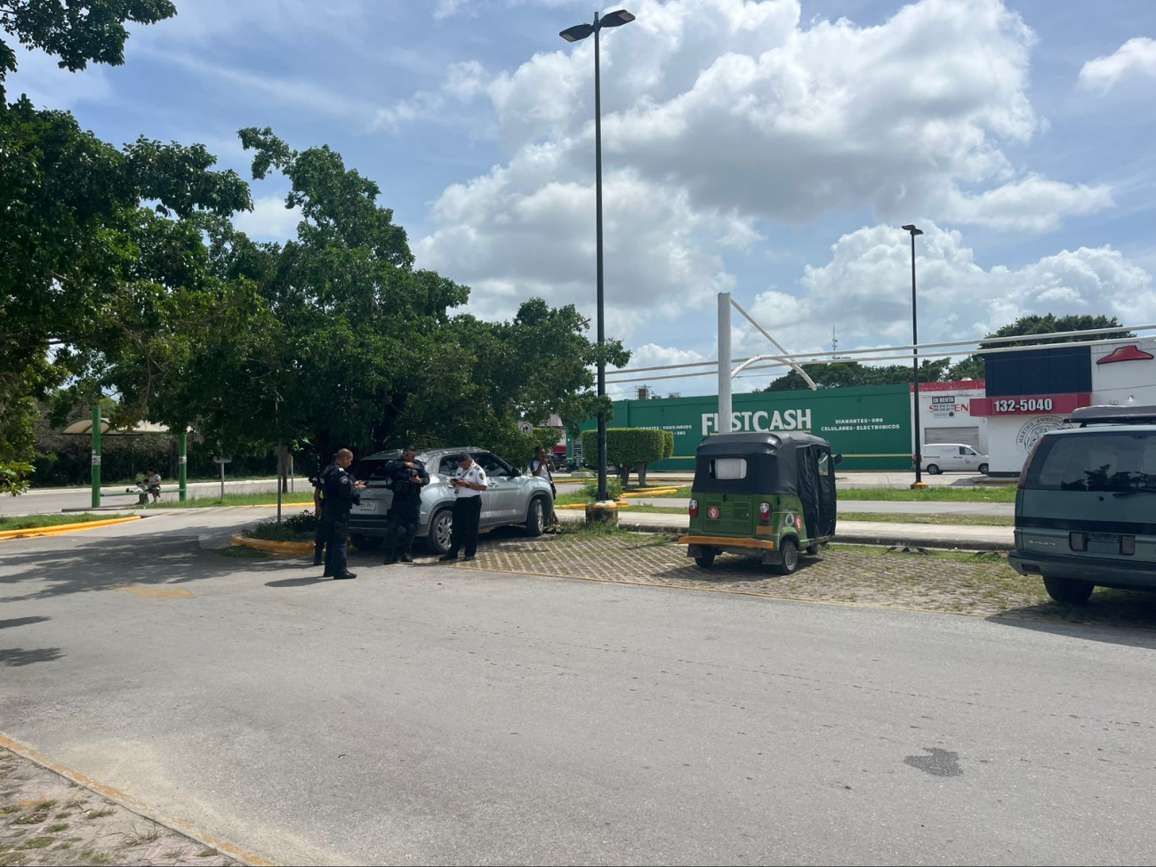 La mototaxi del presunto asesino fue abandonada en un estacionamiento