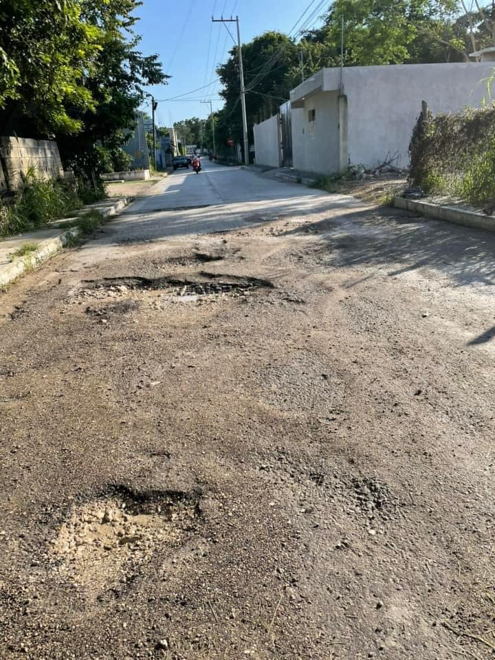 Los vecinos de Imí también exigen atención urgente para las calles dañadas