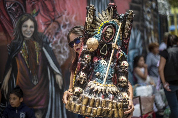 El Santuario Familia de Devotos cuenta con más de 2 mil imágenes, la mayoría donadas.