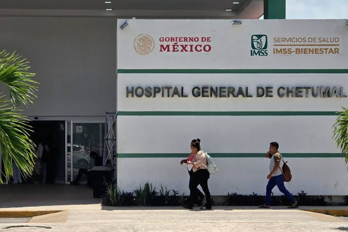 Enfermeros del Hospital General de Chetumal reclaman pagos atrasados.