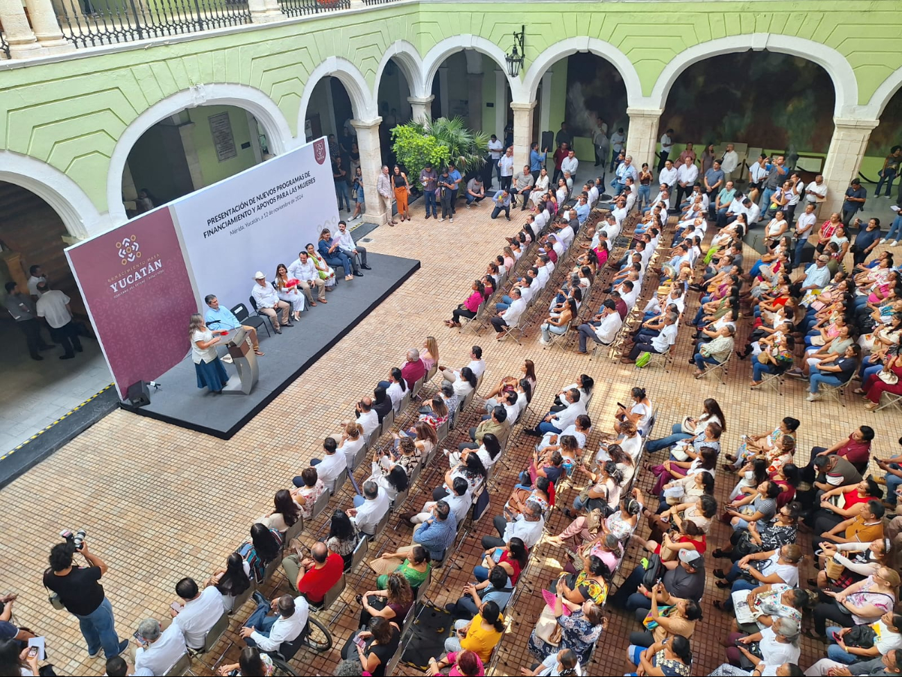 El anuncio se realiza en el Palacio de Gobierno en Mérida