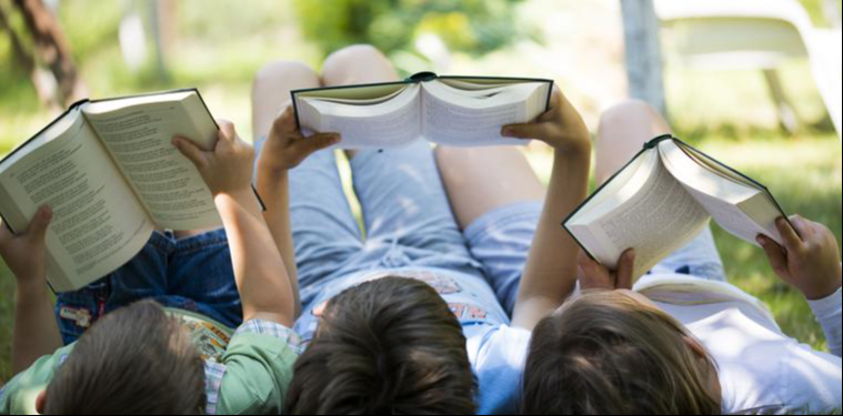 Leer en familia ayuda a estar tranquilo