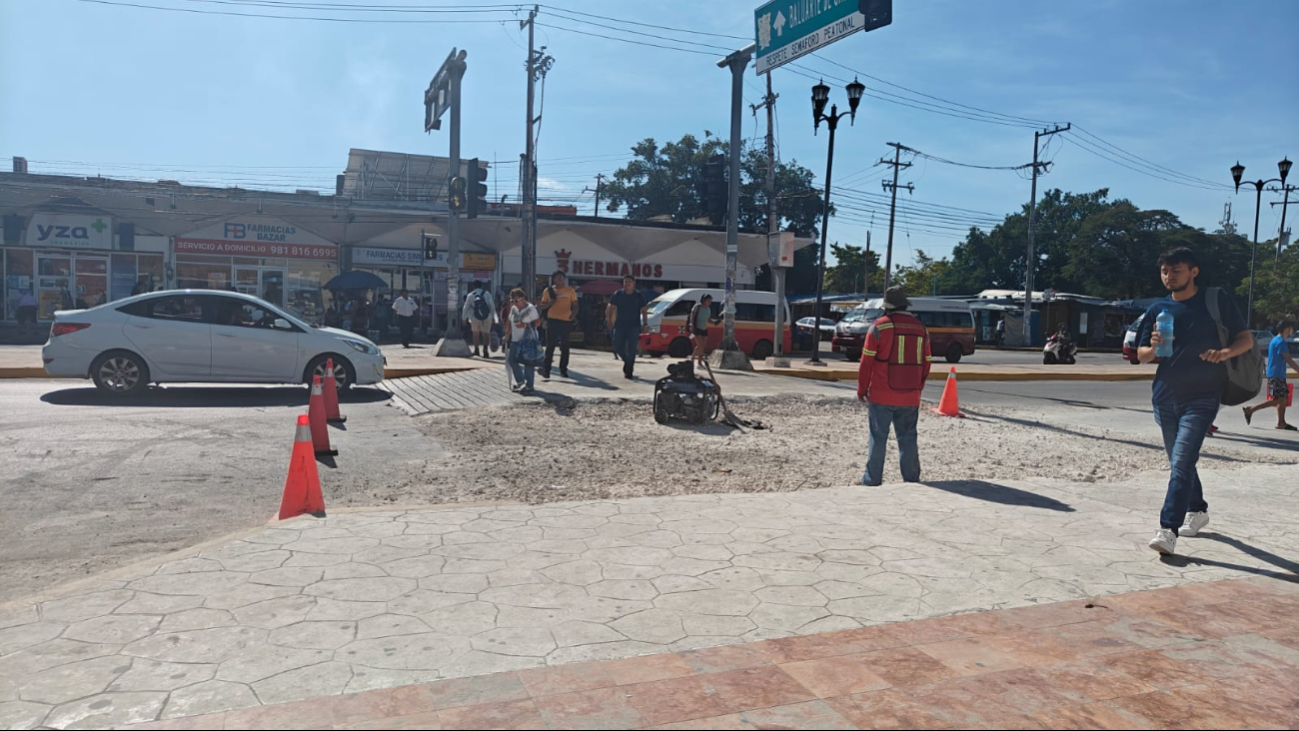 Retiro de pasos peatonales en  Campeche aumentaría riesgo de un accidente; así puedes evitarlo 