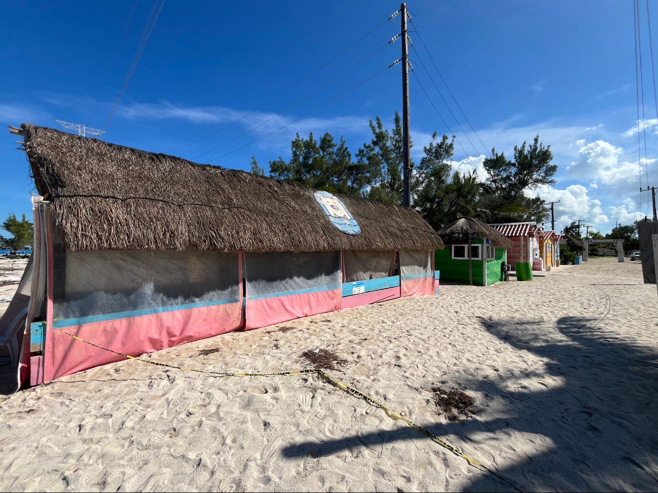 Ayuntamiento de Progreso anuncia cierre definitivo de la playa de los cerditos