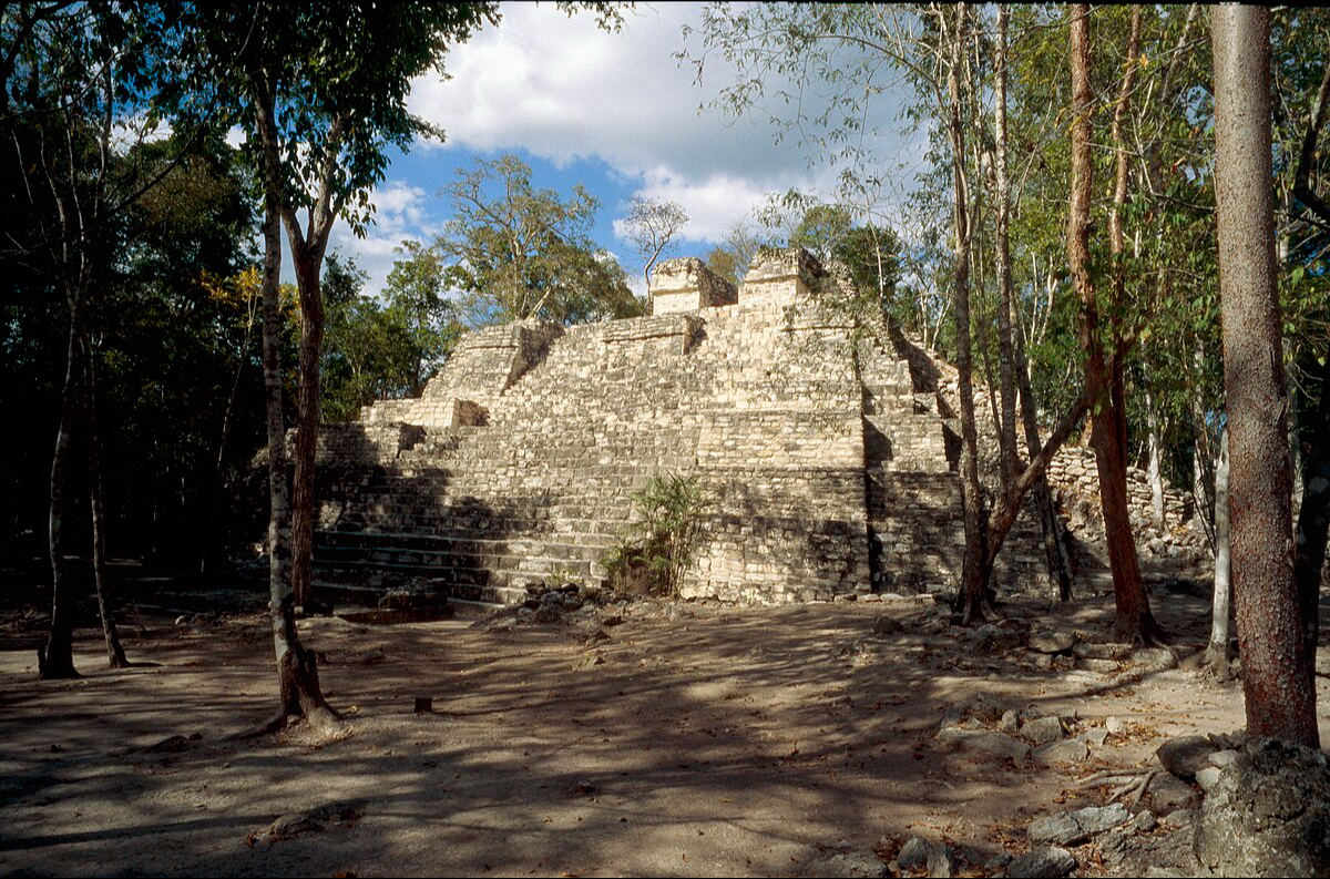 Balamkú, descubierto en 1990