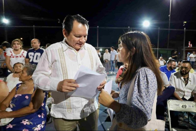 El Gobernador escuchó las necesidades de los vecinos