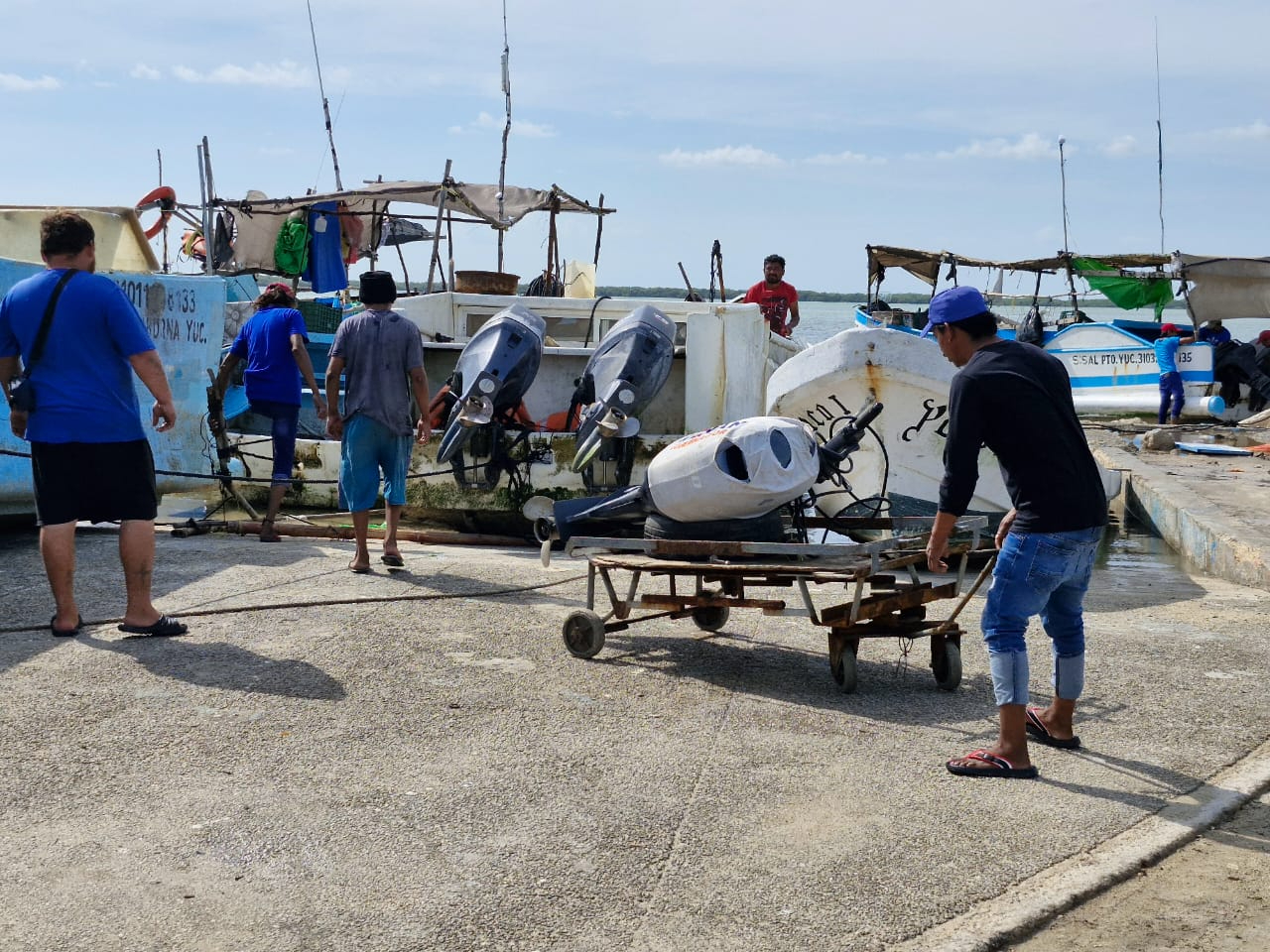 El mal tiempo ha evitado que los pescadores trabajen de forma normal, afectando su economía