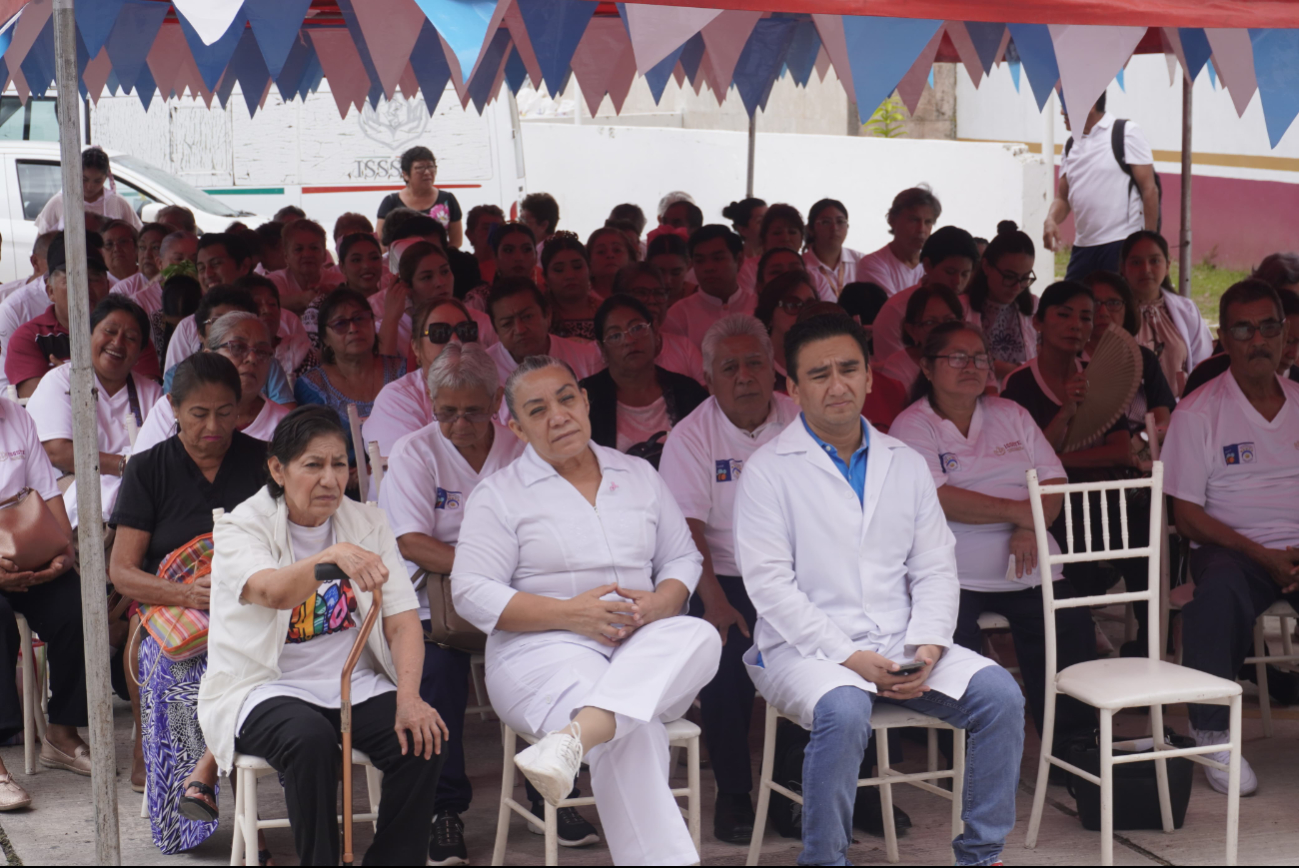 La clínica ‘Dr. Patricio Trueba de Regil’ del ISSSTE realizó una Feria de la Salud para prevenir y atender la diabetes