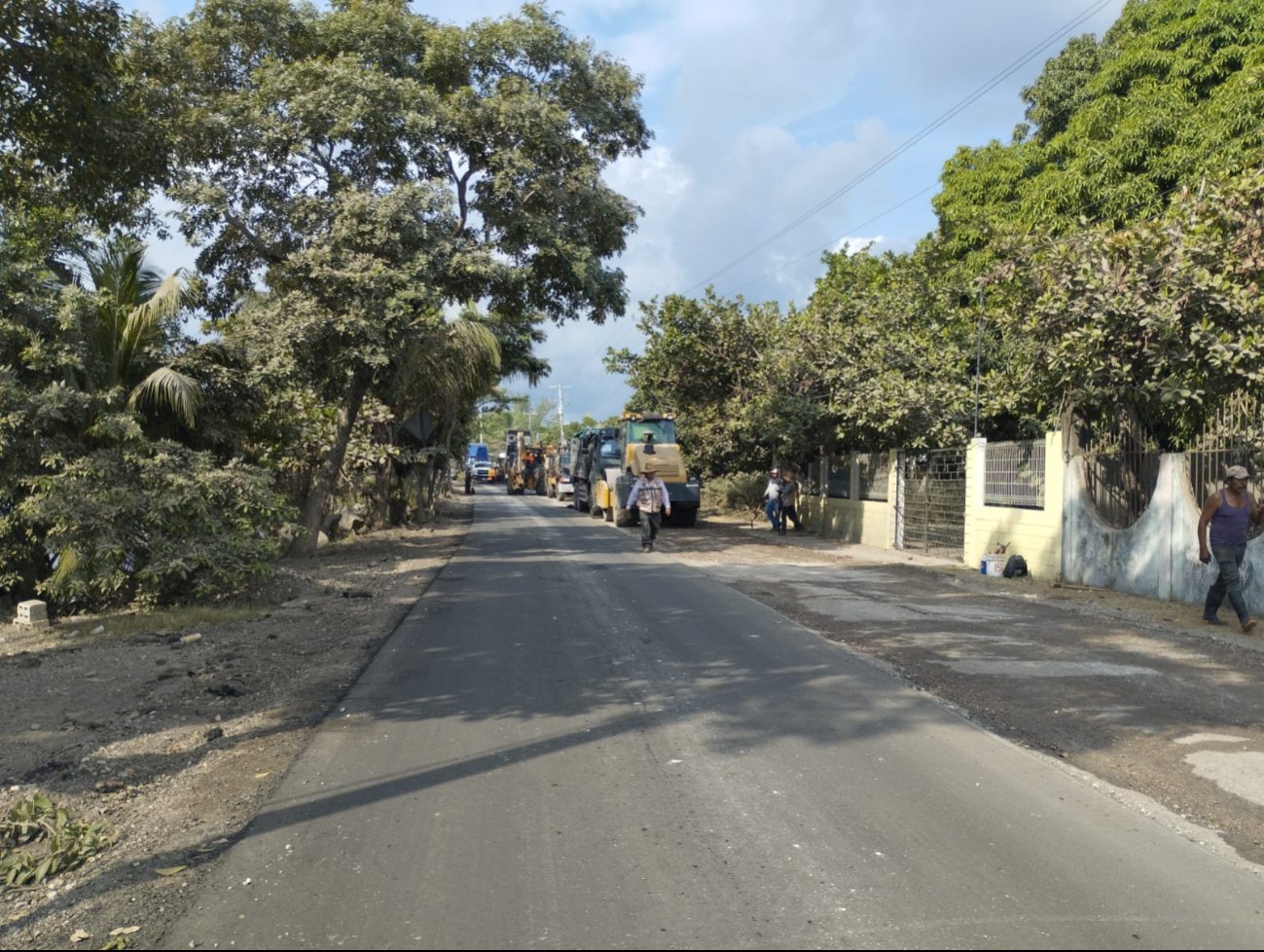 Carretera de Atasta con avances del 70% de reencarpetado