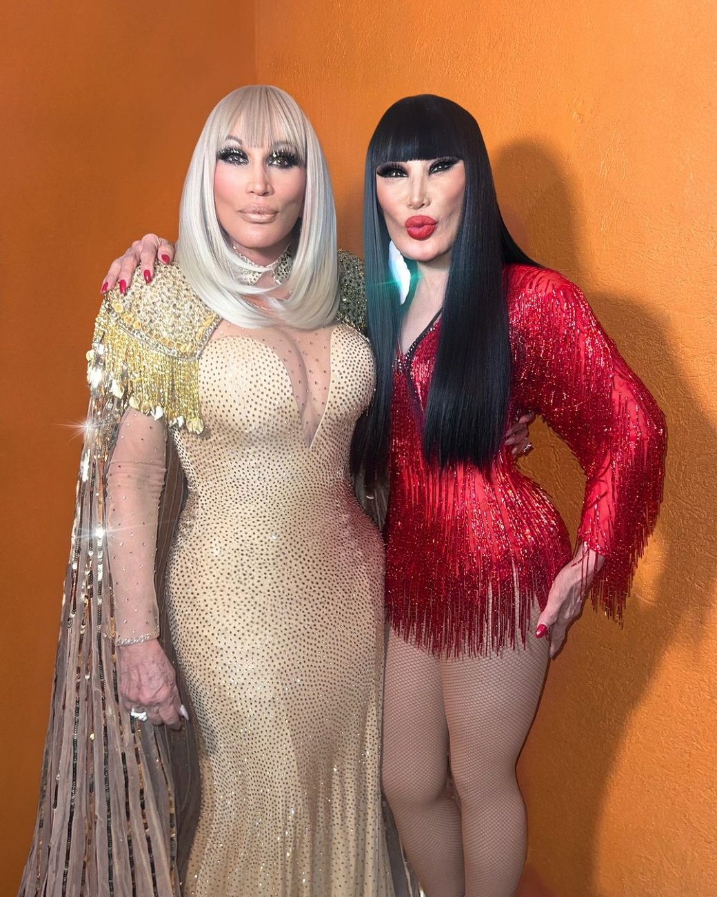 Laura León y Lyn May