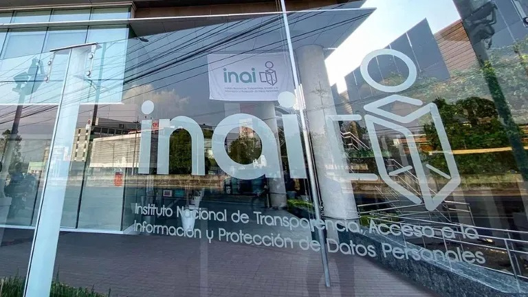 Anuncian recortes contra la corrupción en INAI, SAT y otras instituciones