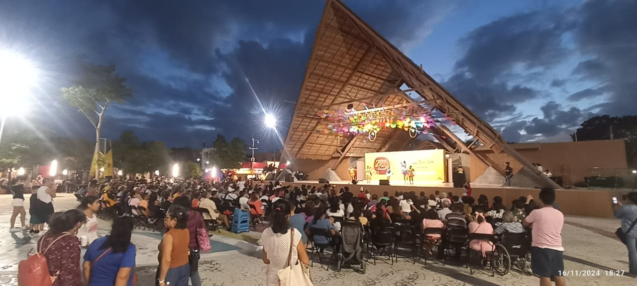 Celebran Tradicional Feria del Queso de Bola en Cancún