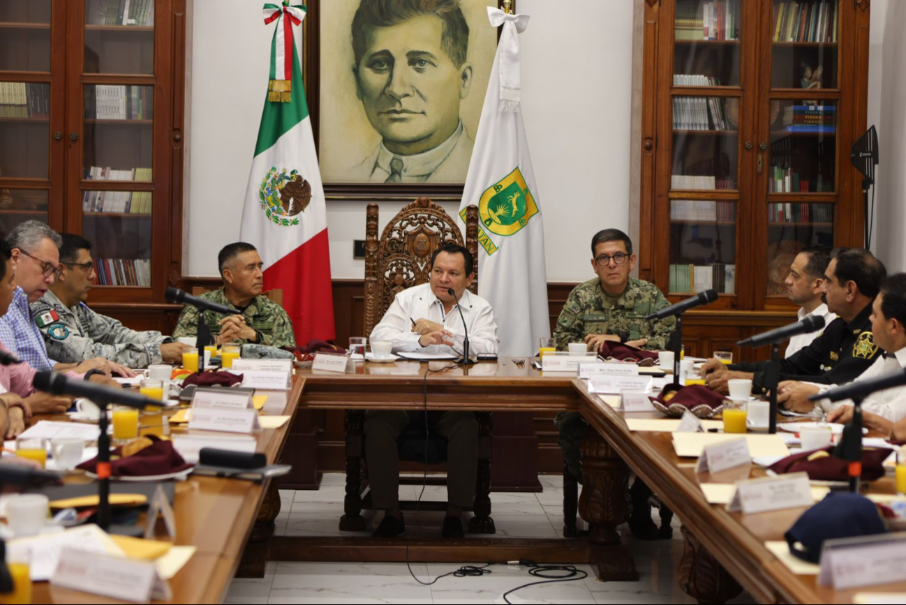 El gobernador Joaquín Díaz Mena encabezó la Mesa Estatal para la Construcción de la Paz en Yucatán