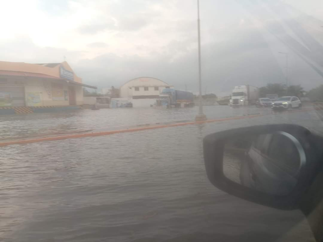 Las lluvias comenzaron el viernes por la tarde y se intensificaron después de las 23:00 horas