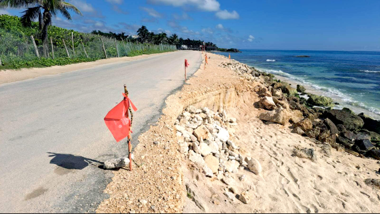 Temen que la carretera se desplome y afecte la próxima temporada alta, ya que es un camino de acceso a la playa Punta Piedra.