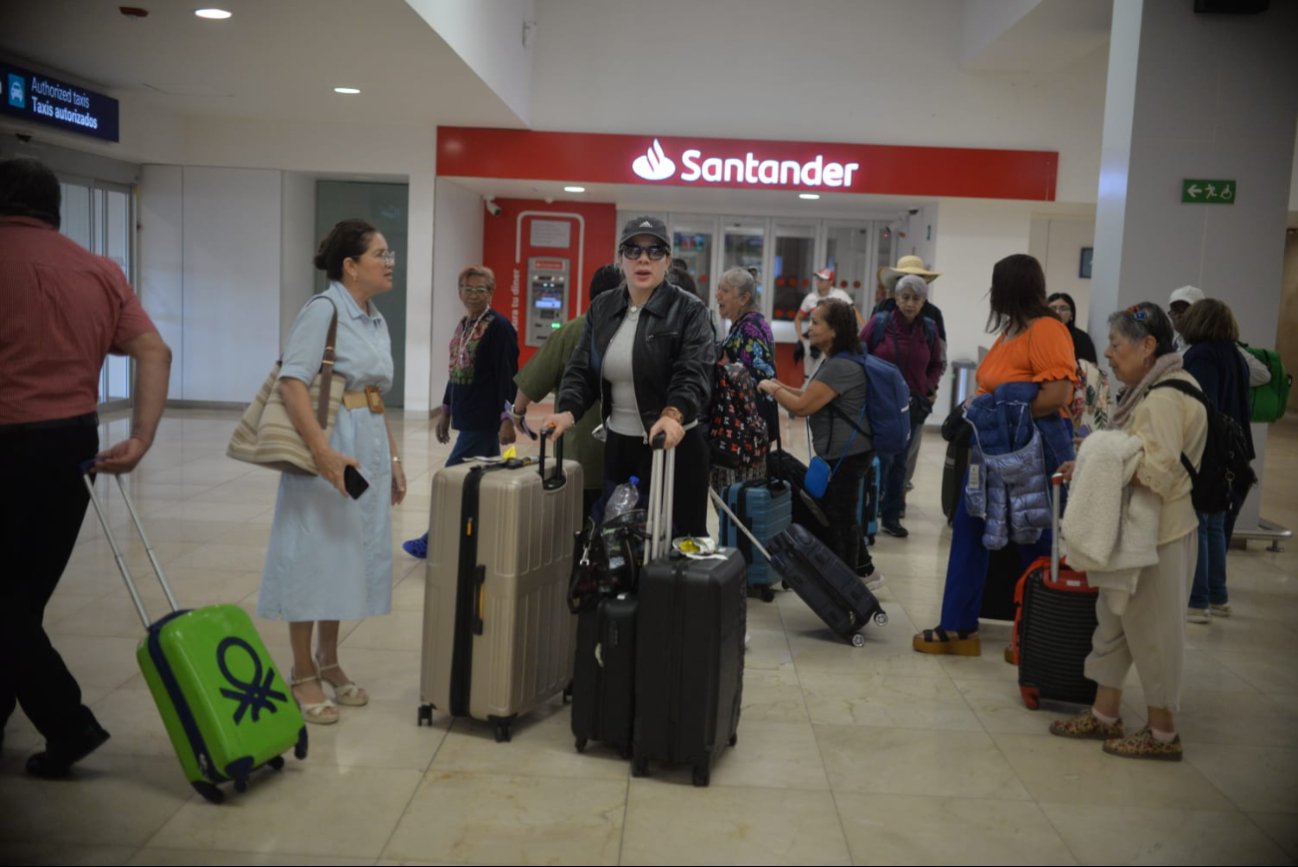 Vuelo fantasma desconcierta a usuarios del aeropuerto de Mérida