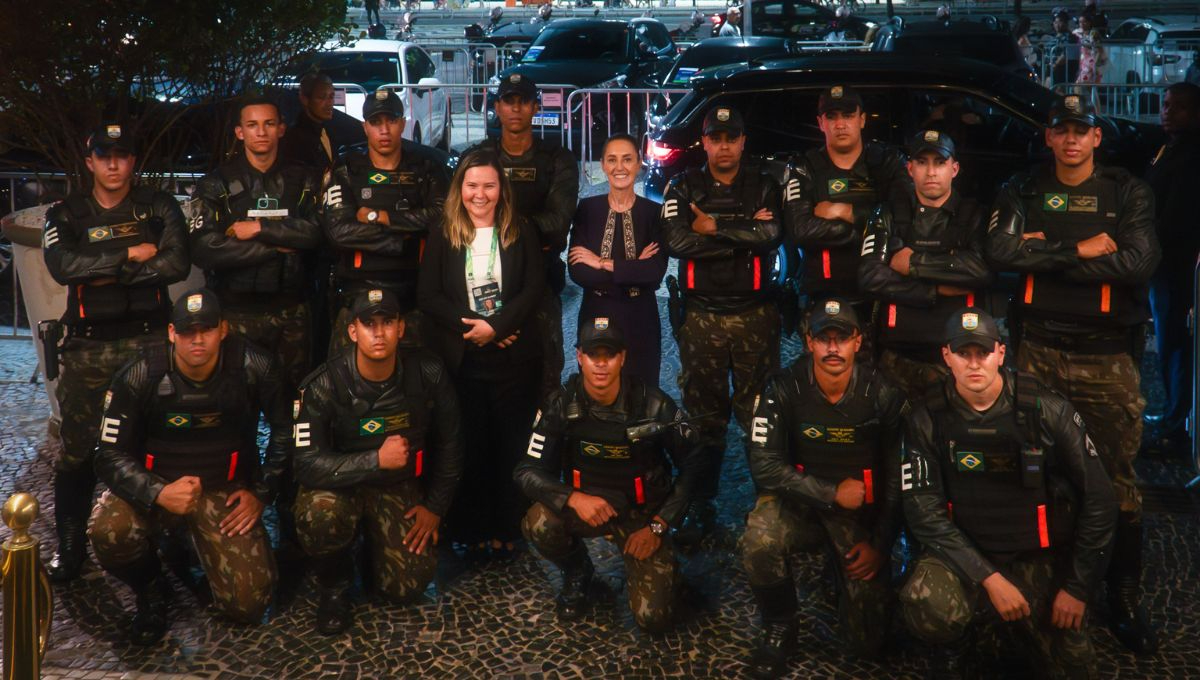 La presidenta Claudia Sheinbaum compartió una foto posando con los encargados de la seguridad en la Cumbre del G20