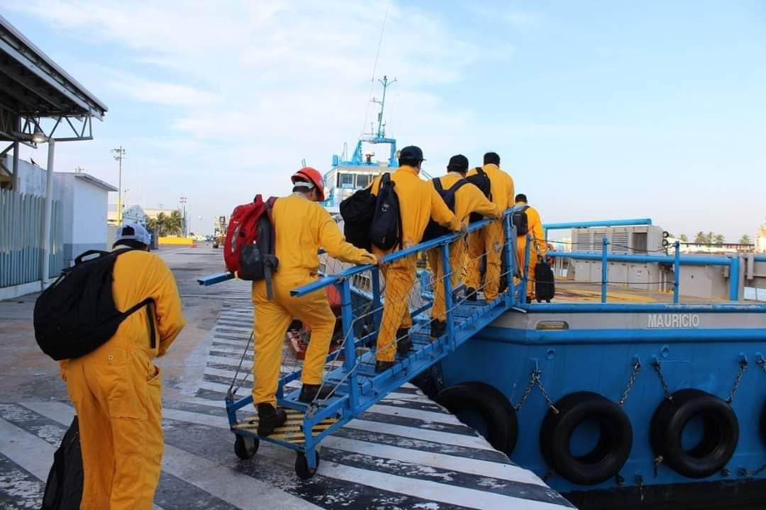 Exigen a Pemex aclarar millonaria deuda para evitar despidos injustificados en Ciudad del Carmen