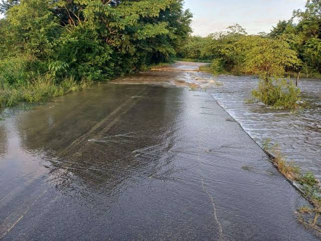 Inundaciones afectan al menos a 9 mil habitantes en Zona Limítrofe