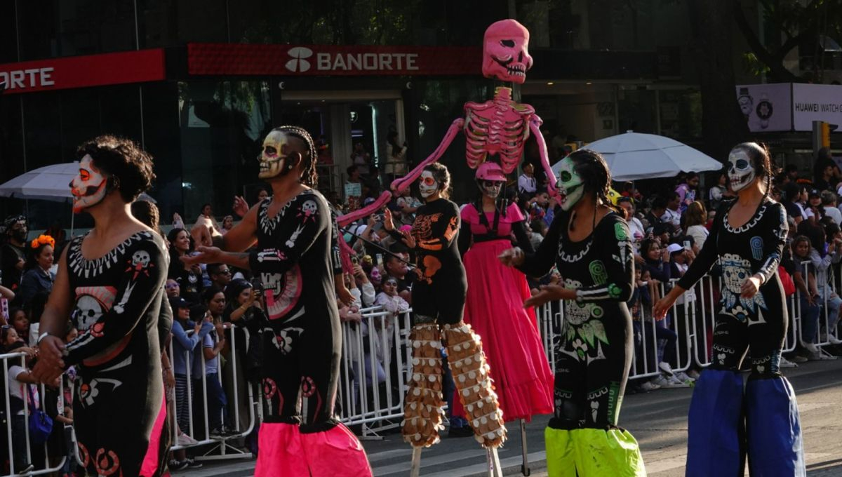 Cierres en el Metrobús CDMX por Desfile de Día de Muertos: Horarios y estaciones afectadas