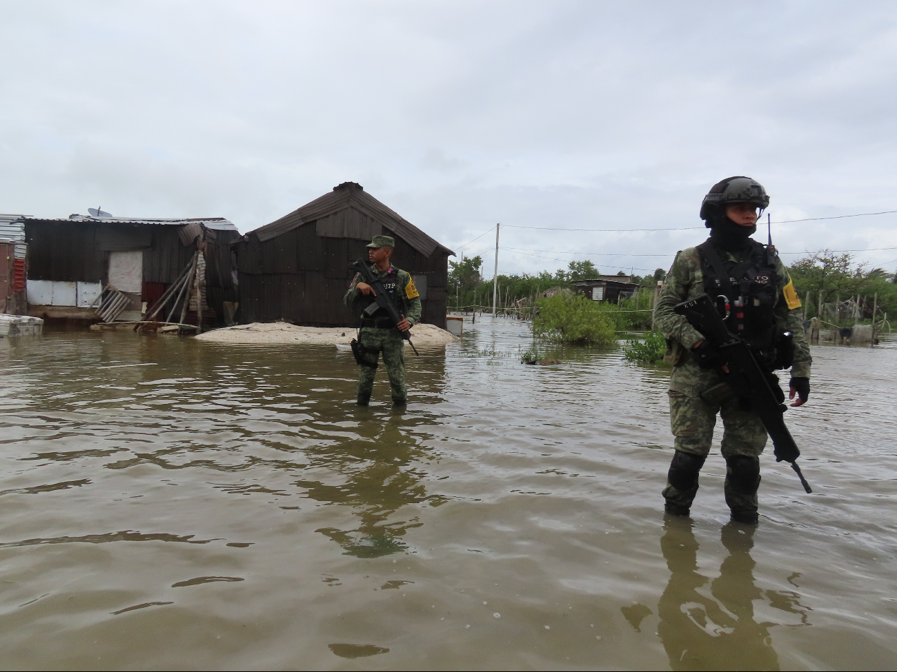 El puerto de Celestún fue severamente afectado por inundaciones que dejó el huracán “Milton”