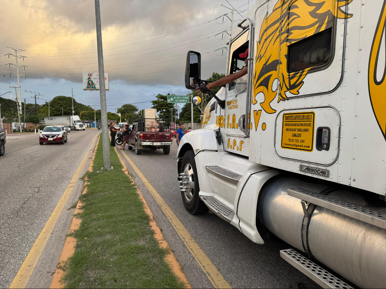 La discusión causó un atraso vehicular en la avenida Isla de Tris