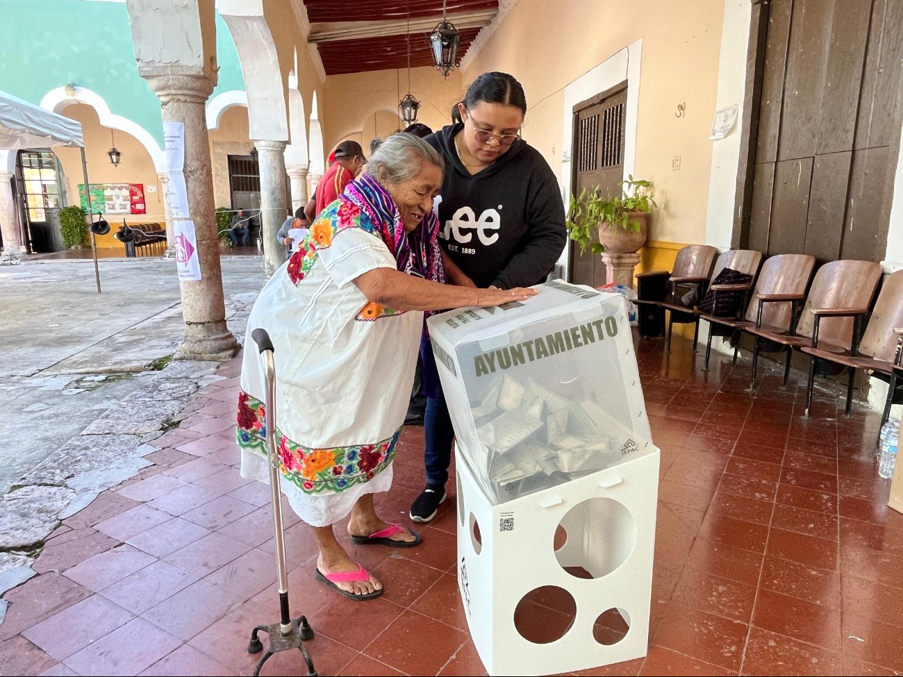 Hay un lento arranque en las elecciones en Izamal