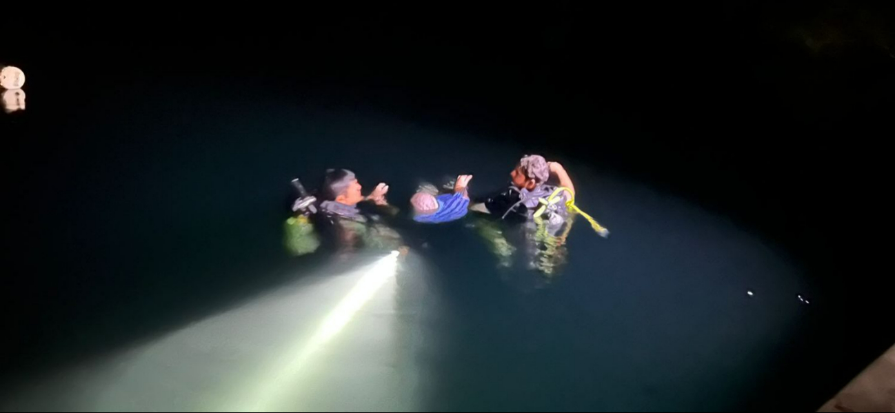 Turista se ahoga en cenote de Bacalar. Hombre de 72 años perece en el Cenote Azul.