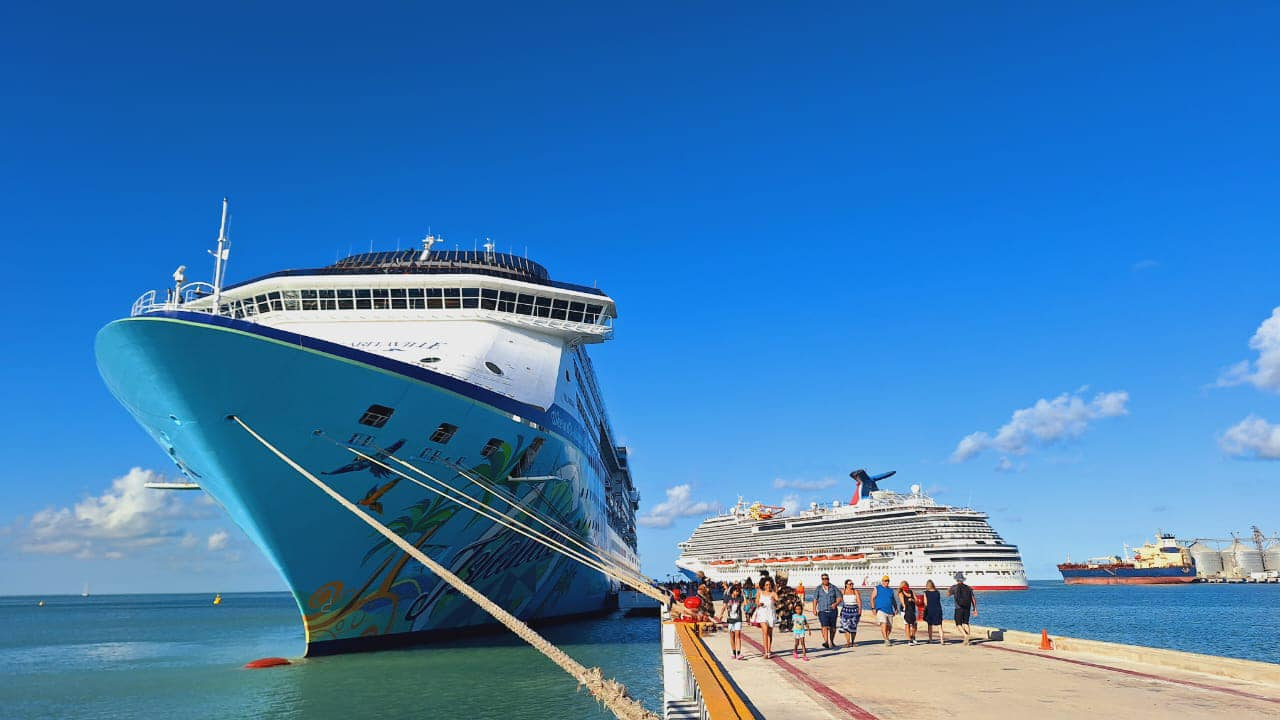 Fueron nueve mil visitantes que llegaron a Progreso en ambos cruceros