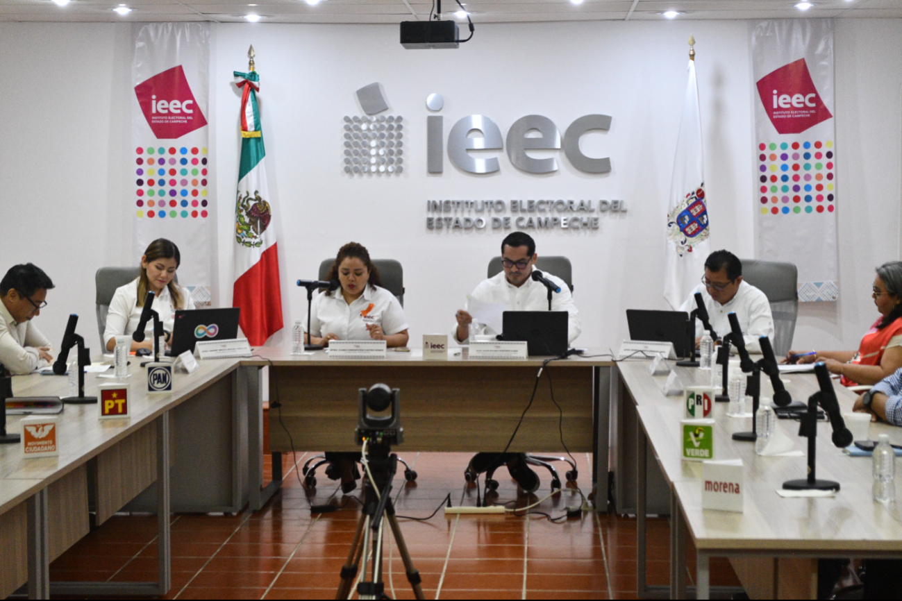 Partidos políticos cuestionan transparencia en licitación del Instituto Electoral de Campeche   