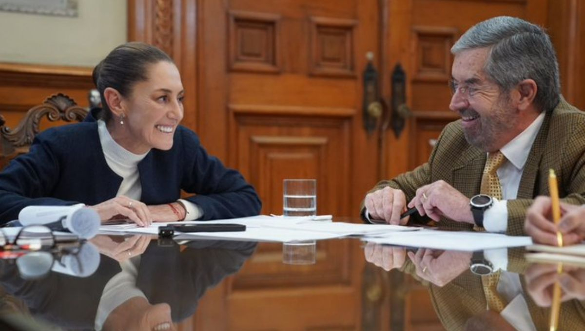 Claudia Sheinbaum, presidenta de México y Juan Ramón de la Fuente, secretario de Relaciones Exteriores