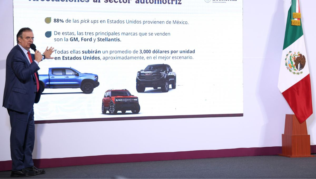 Industria automotriz en riesgo de pérdidas y alzas de precios si Trump impone aranceles: Marcelo Ebrard