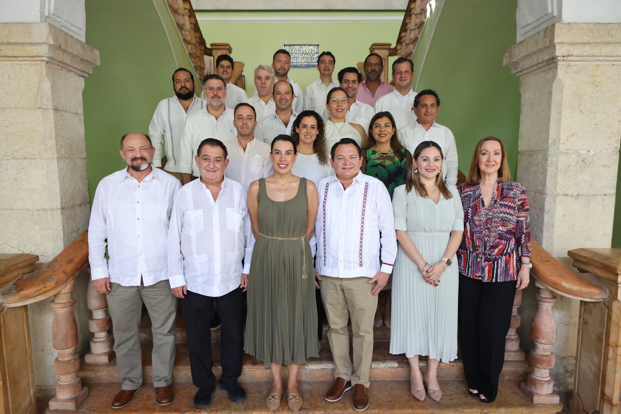 Joaquín Díaz Mena recibió a Josefina Rodríguez en el Palacio de Gobierno