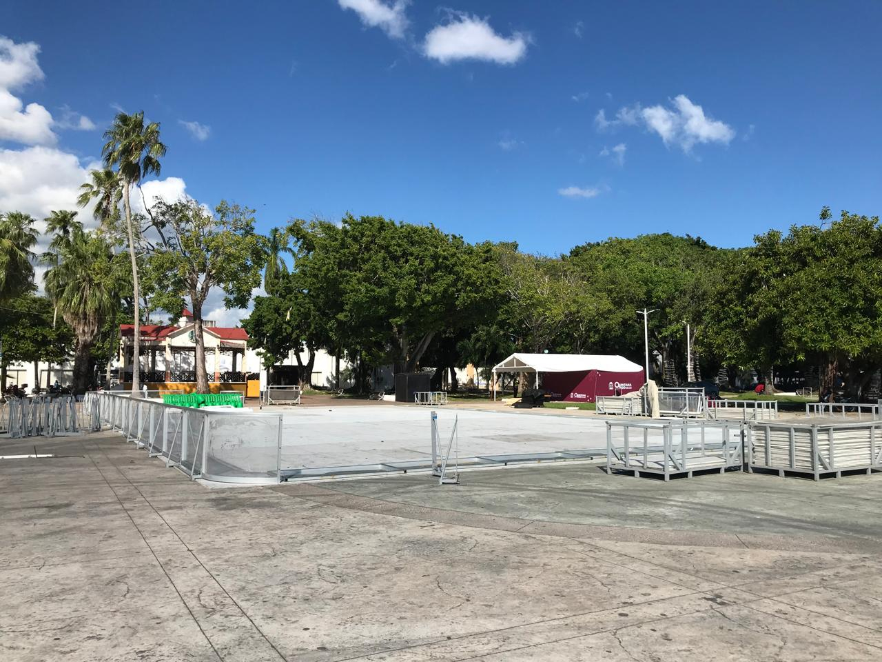 La pista de hielo se cuestiona mientras problemas en el municipio persisten.