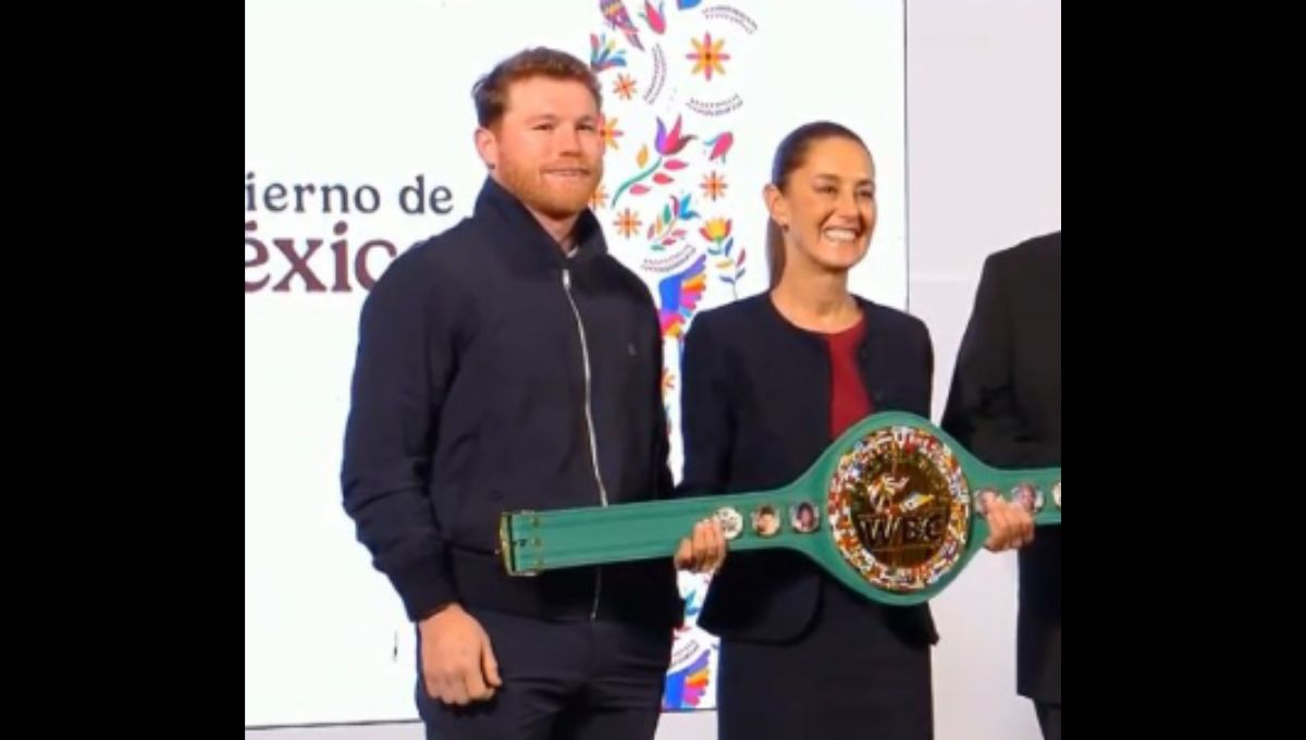 Saúl 'Canelo' Álvarez, sorprendió al aparecer en la conferencia mañera de la presidenta Claudia Sheinbaum