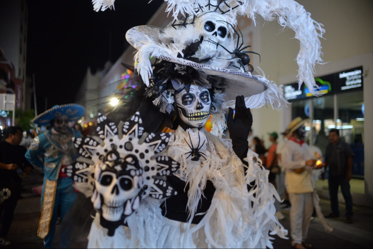  Catrinas invaden las calles de Mérida en un espectáculo de tradición y resiliencia