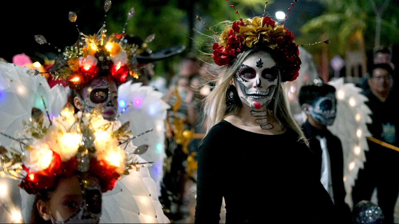 Una vez al año, los muertos regresan a la tierra para reunirse con sus seres queridos