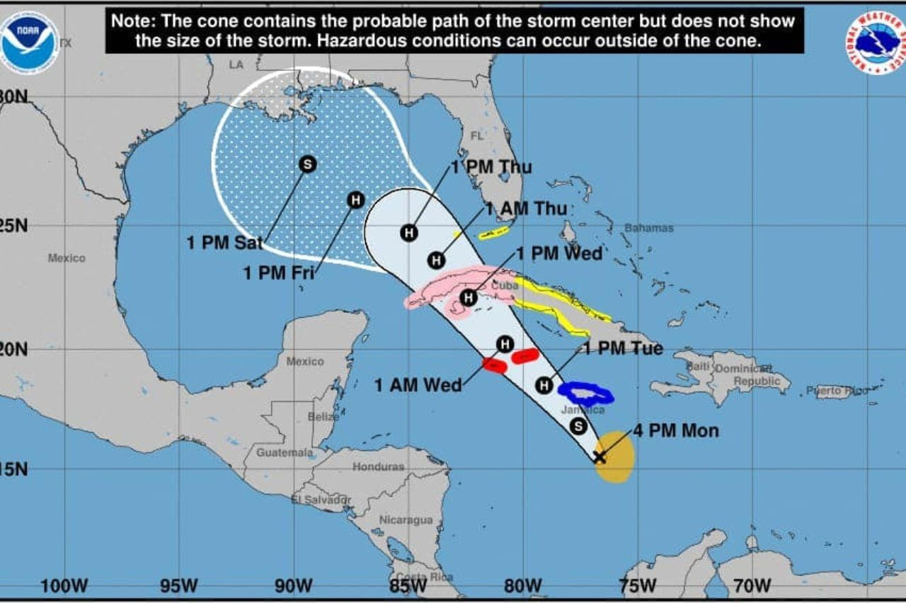 En las últimas horas la Tormenta Tropical Rafael podría intensificarse a Huracán