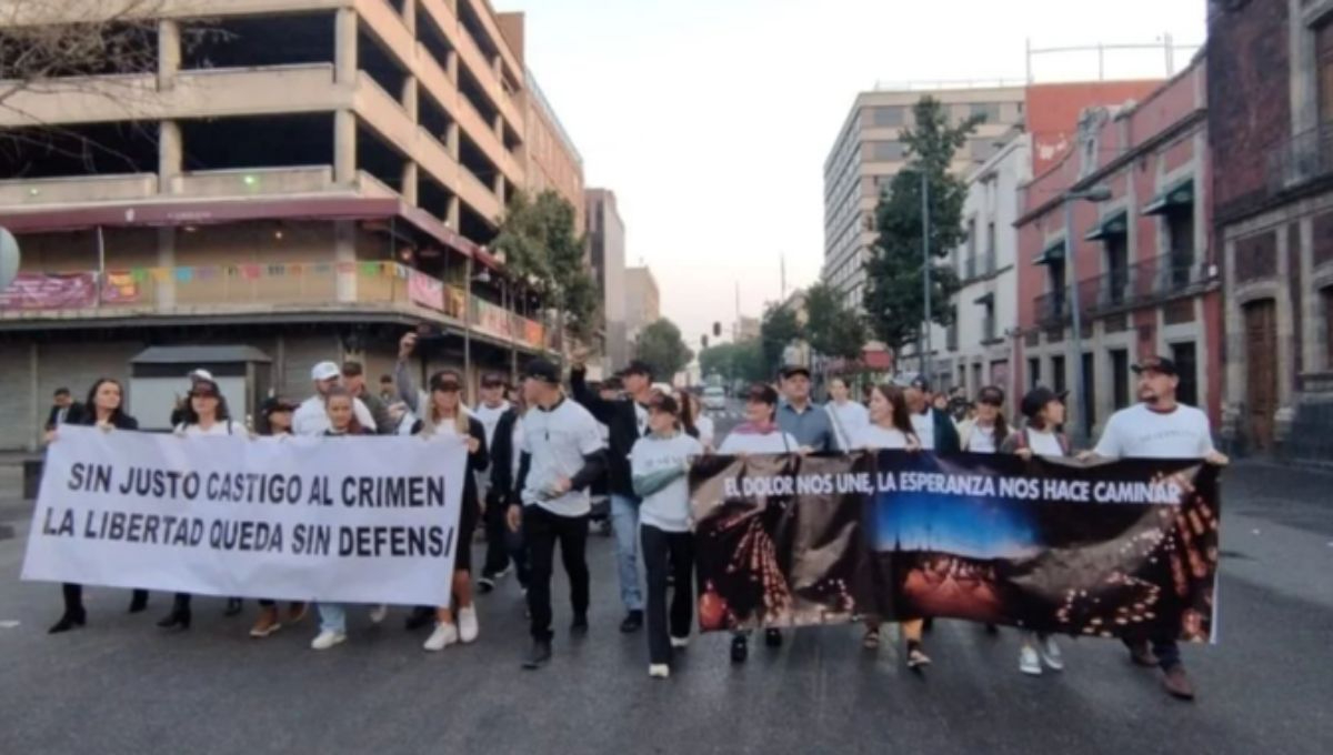 Familia LeBarón marcha en CDMX para exigir justicia a 5 años de la masacre en Bavispe