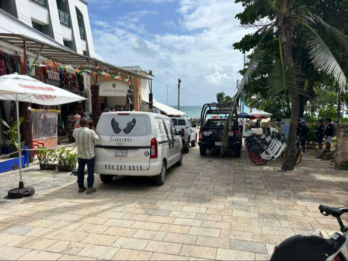 Localizan el cuerpo sin vida de un indigente en Playa del Carmen