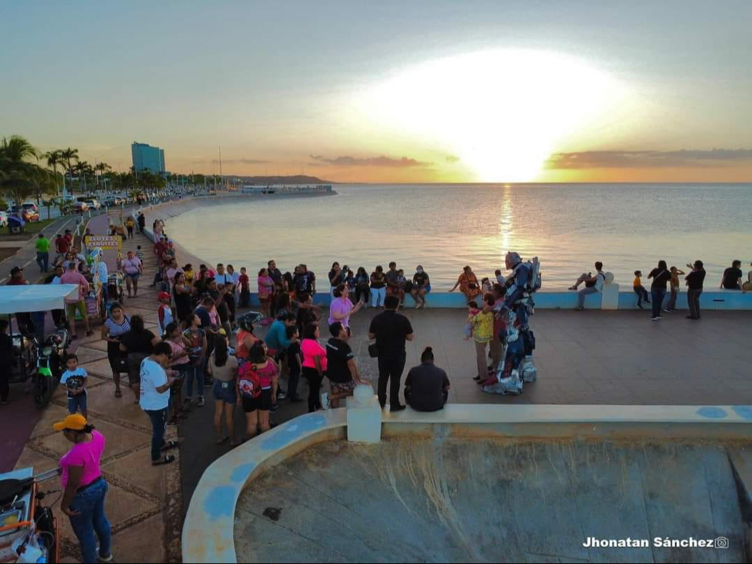 La visita a Campeche fue bien recibida por los locales, quienes disfrutaron de su presencia y carisma