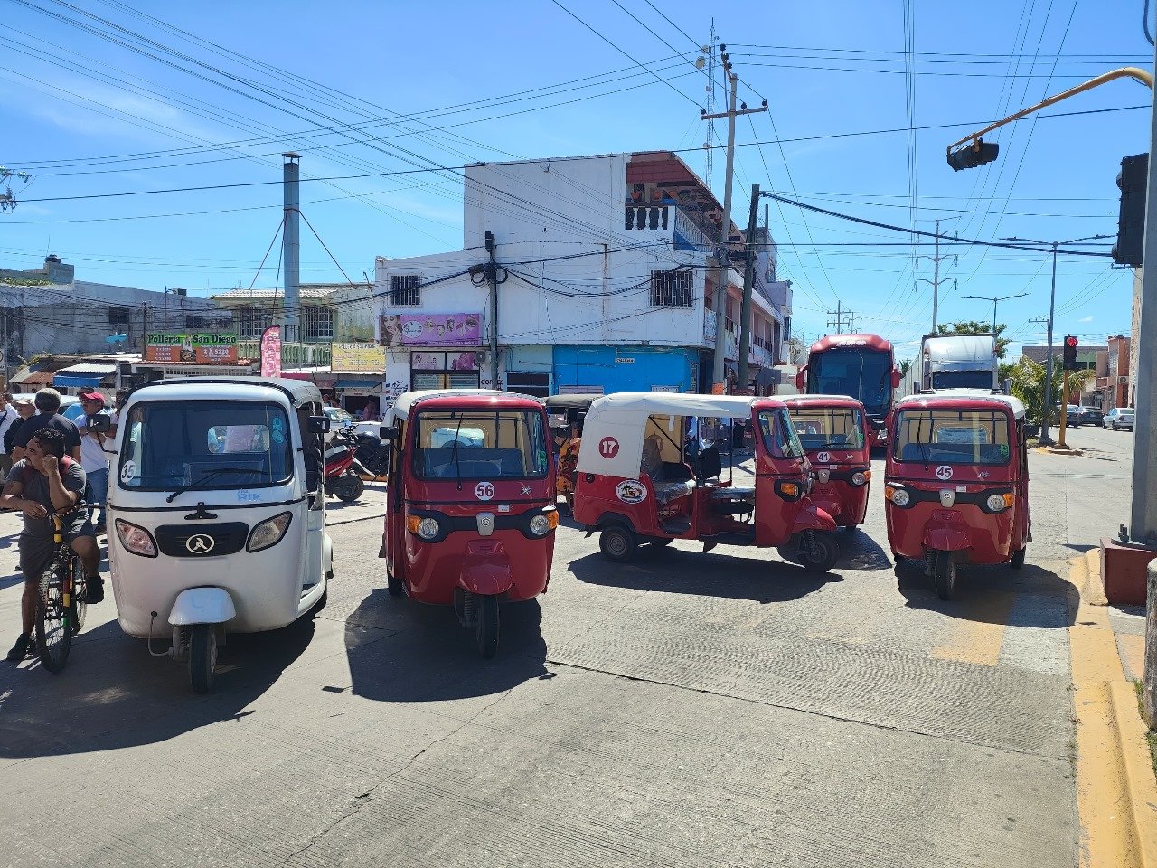 "Ni mototaxis ni pochis" podrán obtener concesión por ser vehículo de riesgo