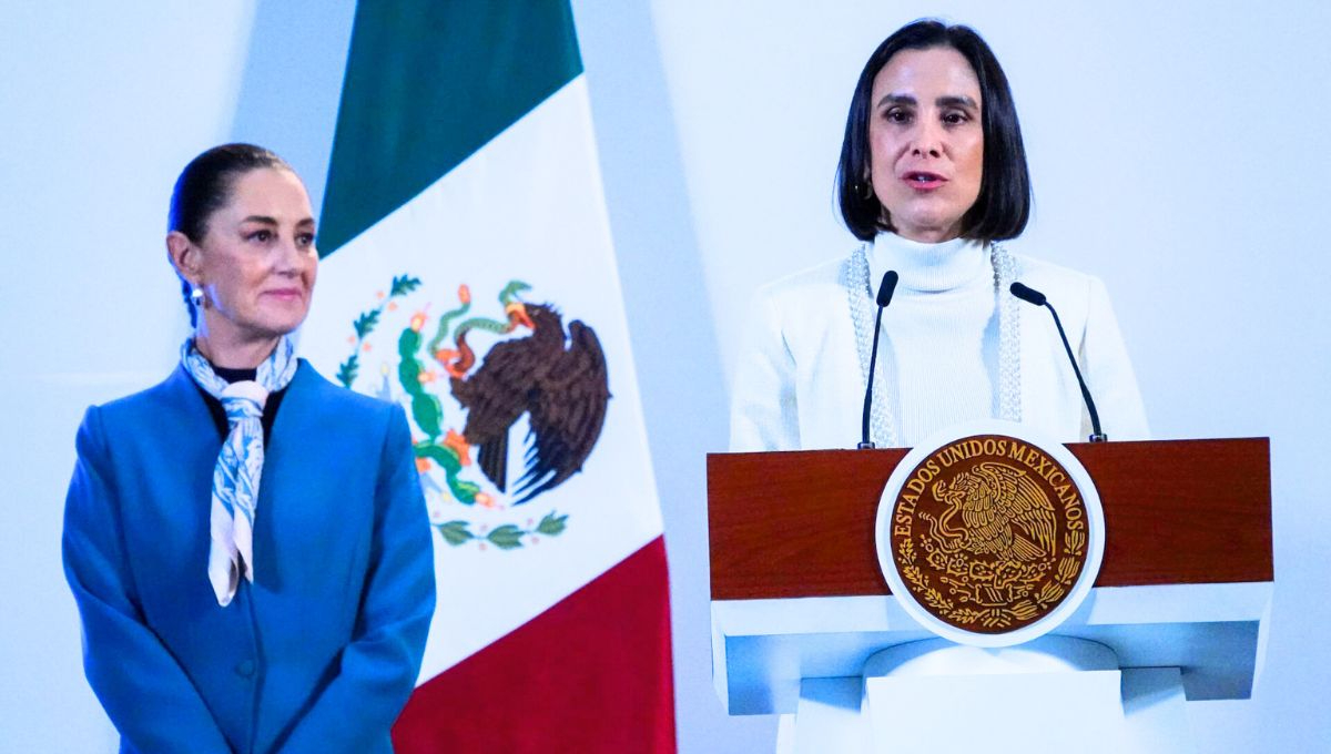 Presidenta Claudia Sheinbaum  y Luz Elena González Escobar, secretaria de Energía