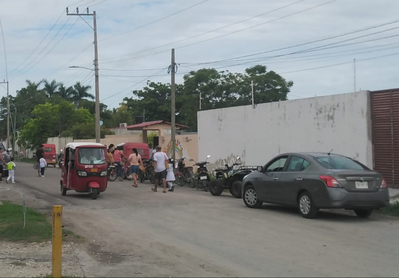 Mototaxistas de Sabancuy aseguran que trabajan para brindar un servicio seguro