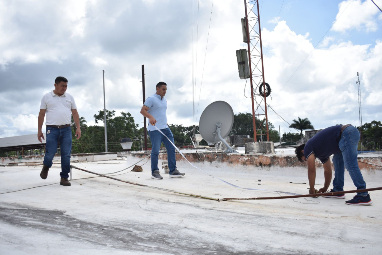 Avanzan las diligencias para restaurar el Palacio Municipal tras daños estructurales en columnas